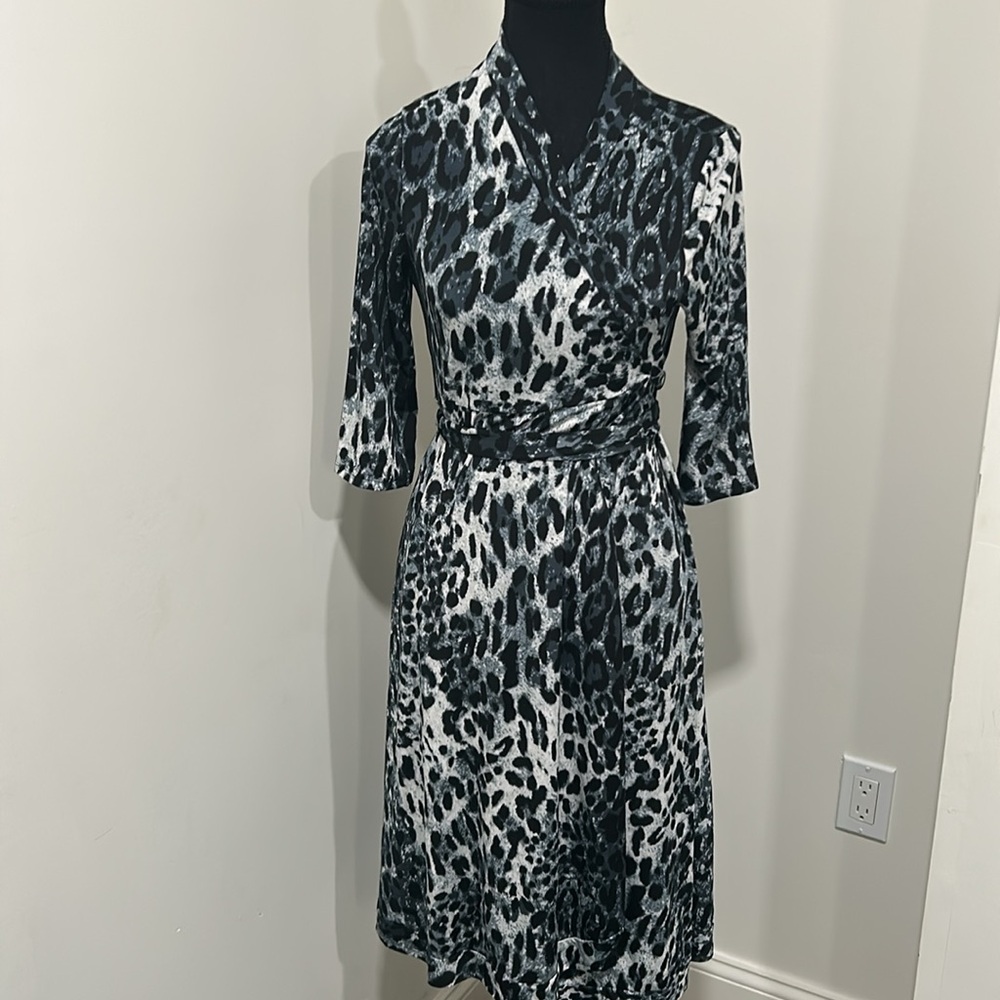 Maternity Everly Grey leopard wrap dress size small. Can be worn post pregnancy